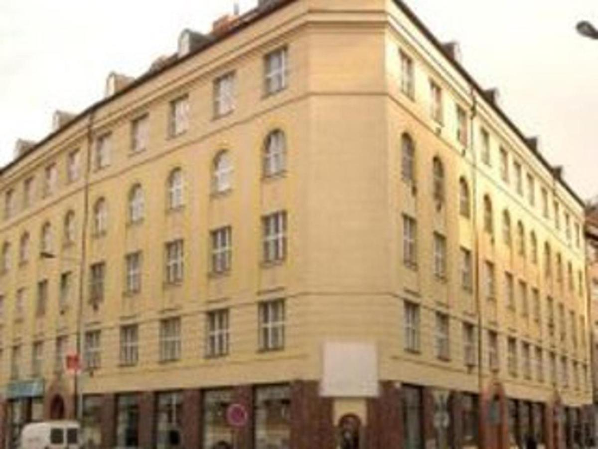 Apartment Beautiful Near Florenc Area Of *